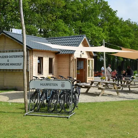 公寓 48, # Hygiene #airport Eindhoven #airco #bosrijk #hiking & Biking #efteling #safaripark 奥斯特韦克