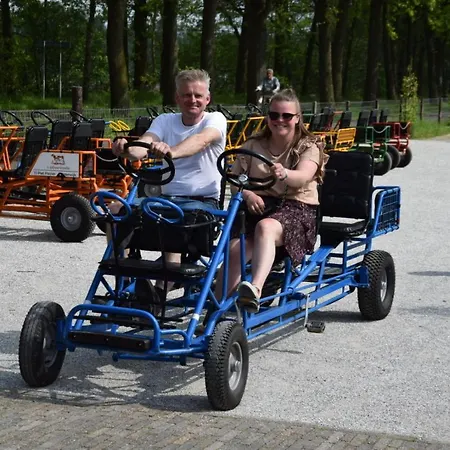 Daire 48, # Hygiene #airport Eindhoven #airco #bosrijk #hiking & Biking #efteling #safaripark