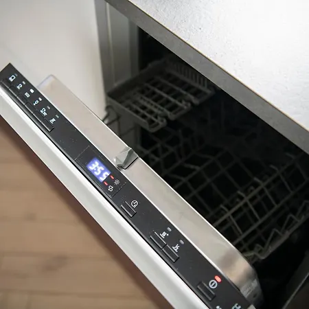 Apartamento 48 # Hygiene # Airport Eindhoven # Airco # Bosrijk # Hiking & Biking # Efteling # Safaripark Oisterwijk