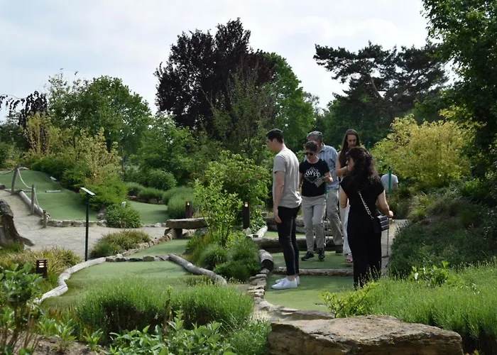 48 # Hygiene # Airport Eindhoven # Airco # Bosrijk # Hiking & Biking # Efteling # Safaripark Apartment *